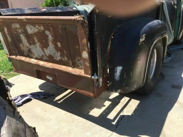 1956 Big window F100 Ford Pickup W/ Big Block 460 / 429 Cobra CID Heads