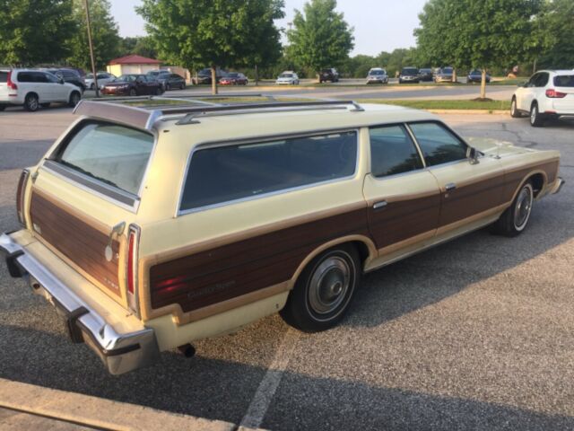 1977 Ford Ltd Country Squire Station Wagon Loaded 32k 1
