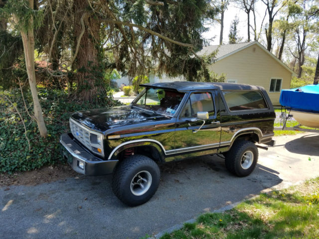 Ford Bronco 1983