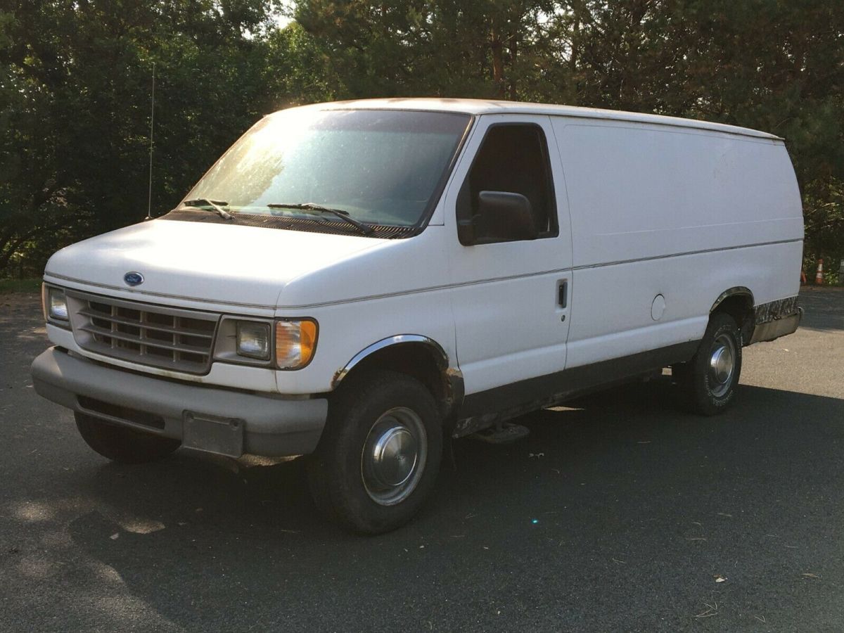 1994 Ford Econoline E250 Work Van Extended Low Miles NO RESERVE for