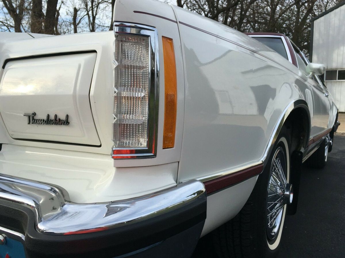 White on Red 1977 Ford Thunderbird 351W 2-Door Coupe for sale in